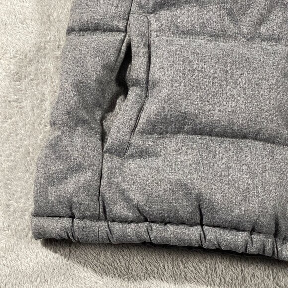 Old Navy Gray Quilted Puffer Vest M Fleece Lined Zip Up Winter Jacket T Neck - Picture 4 of 11